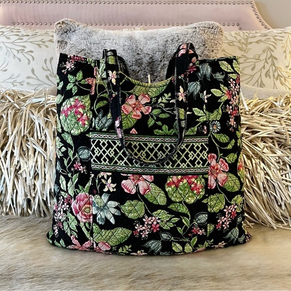 VERA BRADLEY Botanica 2007 Snap Curvy Tote Tall Snap 2 Handles Black Pink Floral - Picture 1 of 13